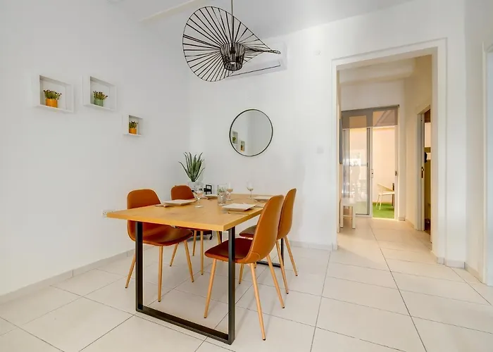 Contemporary Retreat In Prime Area Apartament Sliema