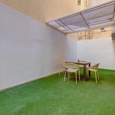 Contemporary Retreat In Prime Area Daire Sliema